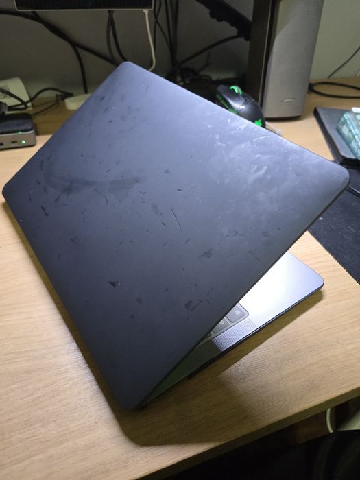 Macbook air m1 8G 256Gb