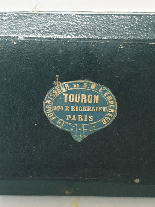 Antigo estojo de conjunto de tratamento dentario Touron Paris
