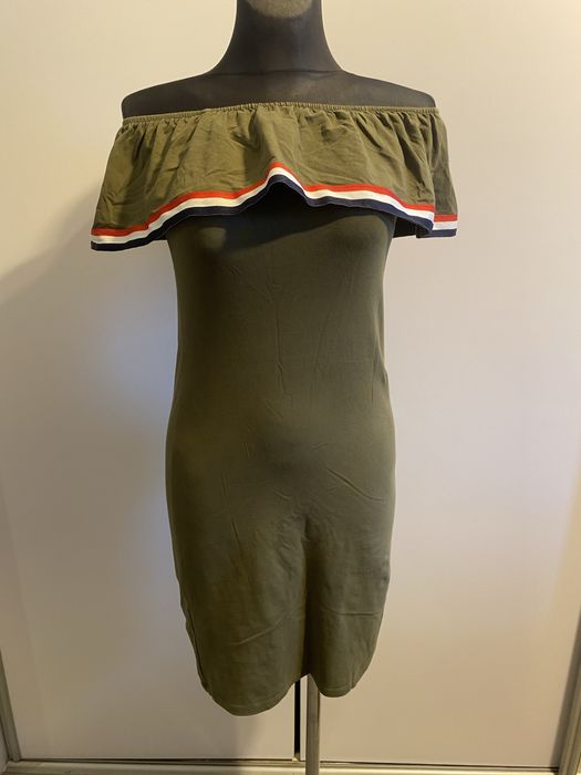 Sukienka khaki z baskinka