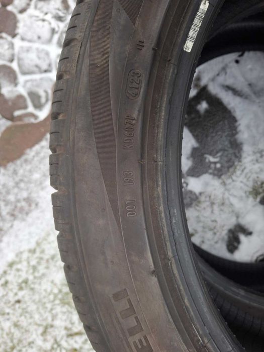 Opony całoroczne Pirelli