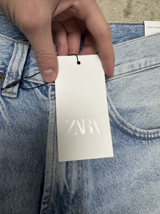 Шорти Zara розкльошені