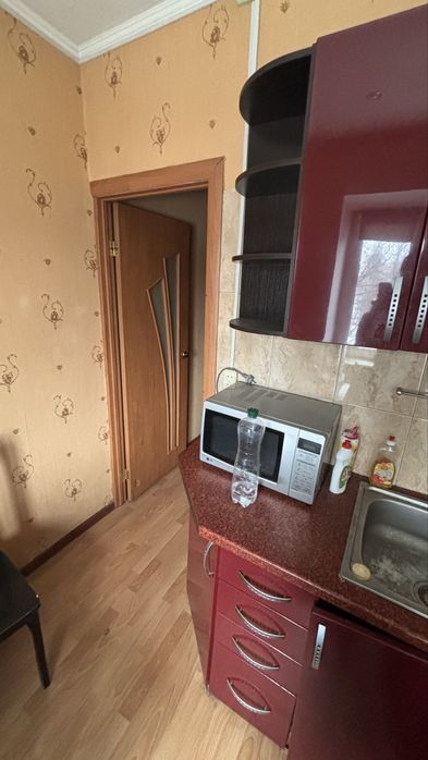 Ольжича 2/33, дорогожичі, сирець