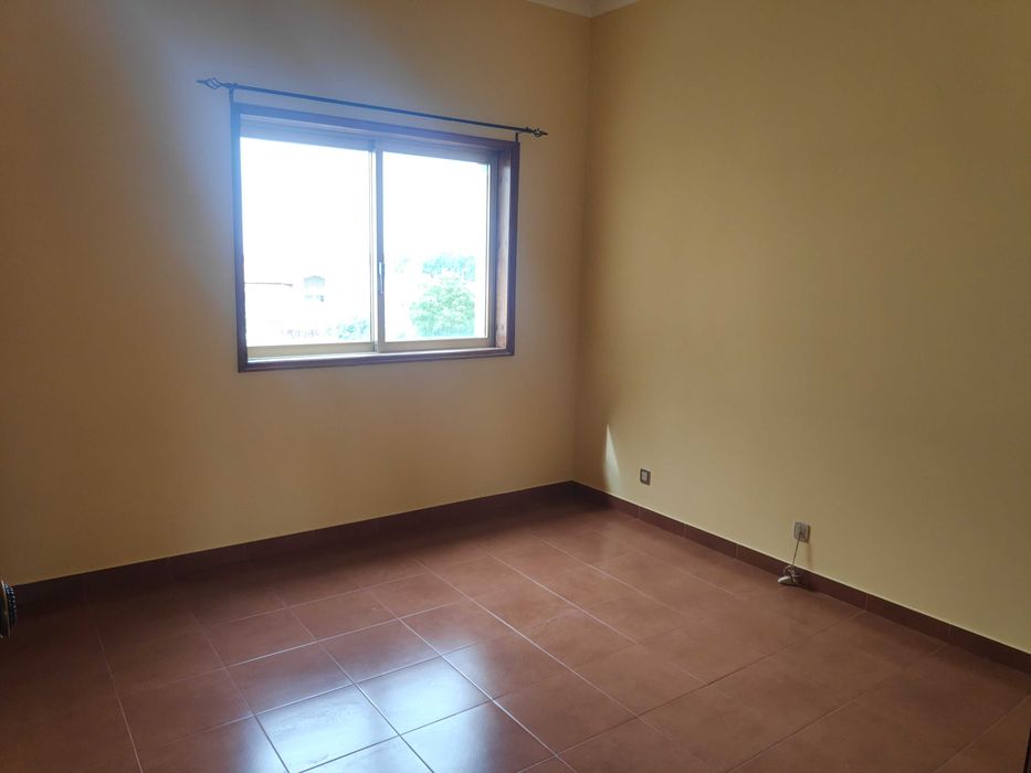 Apartamento T3 para arrendar - Centro de Pardilhó (Estarreja)