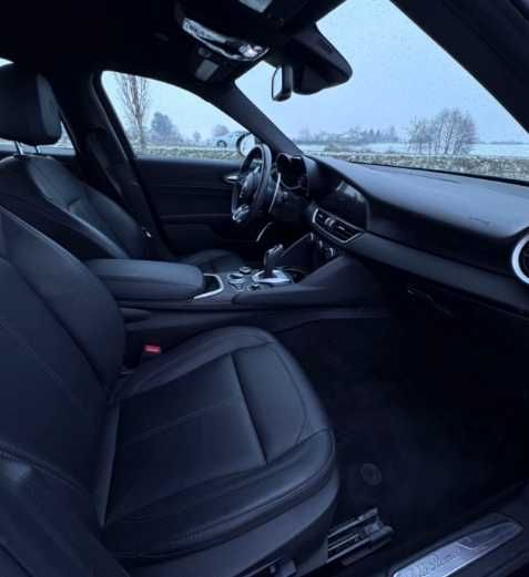 Alfa Romeo Giulia Veloce |2.0 Turbo| RWD |2023 (передрестайл)