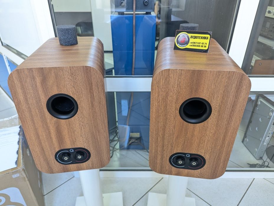 НОВАЯ! Акустика Q Acoustics 3030c. Гарантия!