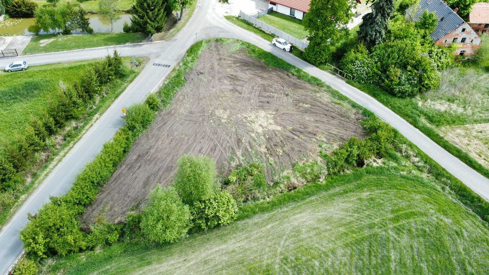 Działka 10,9 ar Niemstów