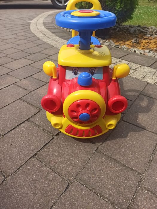 Samochodzik do odpychania