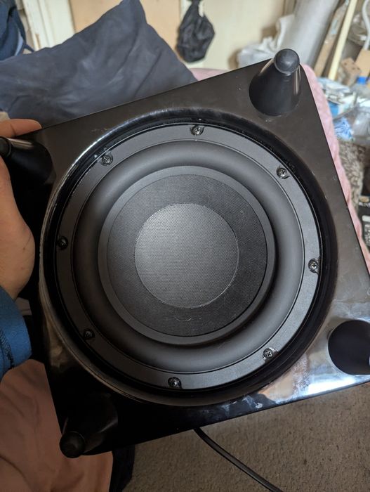 Активный сабвуфер Harman Kardon 200W USA