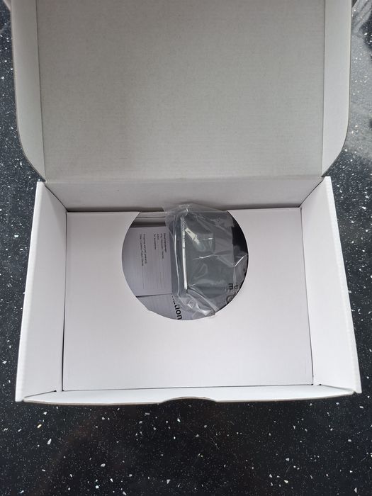 Router bezprzewodowy TCL LINKHUB HH132 karta sim