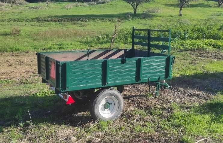 Trator Fiat 470 DTE 4x4 (com alfaias)