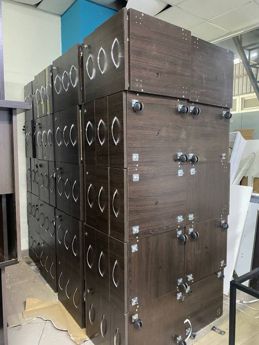 РАСПРОДАЖА офисной мебели стулья кресла крісла стільці