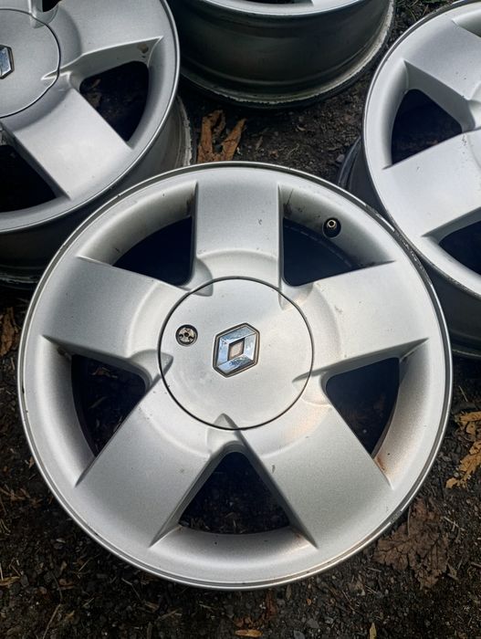 Felgi  aluminiowe Renault 15" 4x100