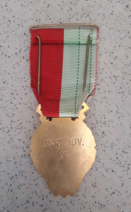 Medalha Desportiva Antiga - 1975