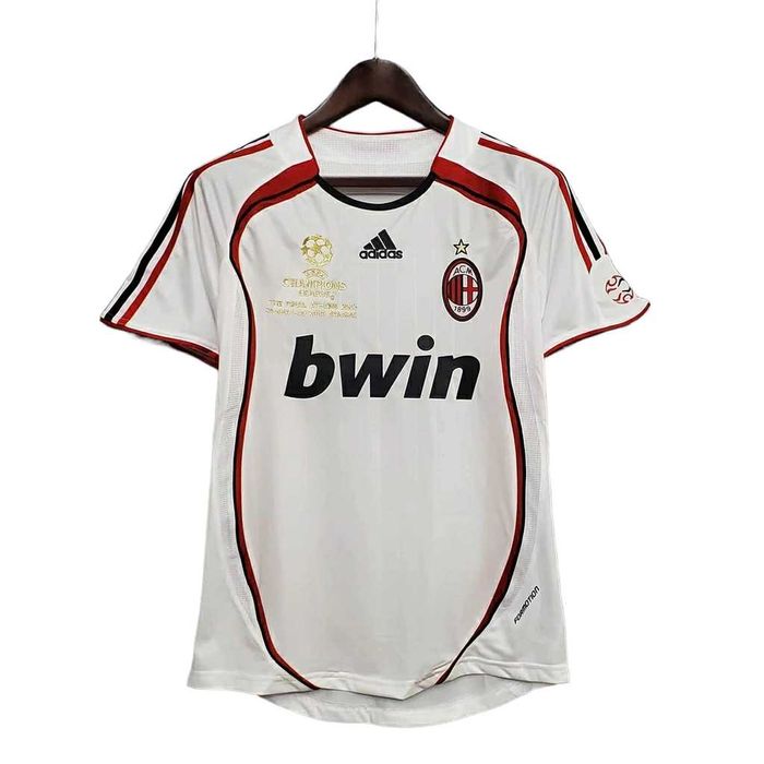 Camisola Retro AC Milan 2006/2007 – Homem – Branca com detalhes vermelhos