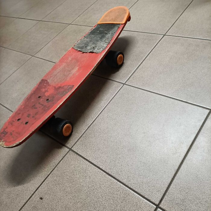 Deskorolka ze starych czasów