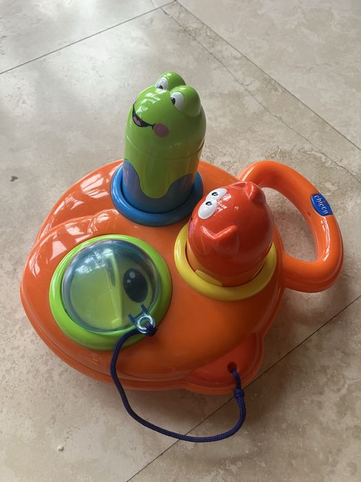 Chicco jabłko z gąsienicami