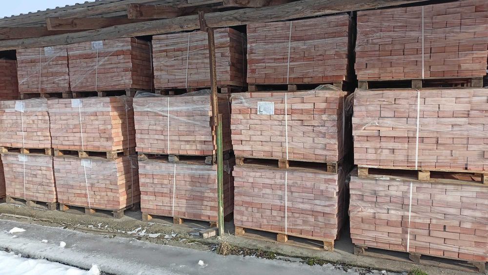 Cegła pełna ceramiczna palona