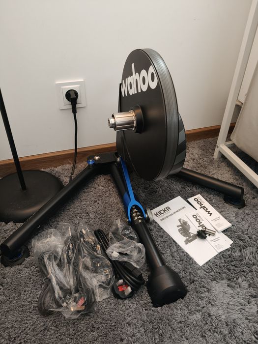 Trenażer wahoo kickr v5