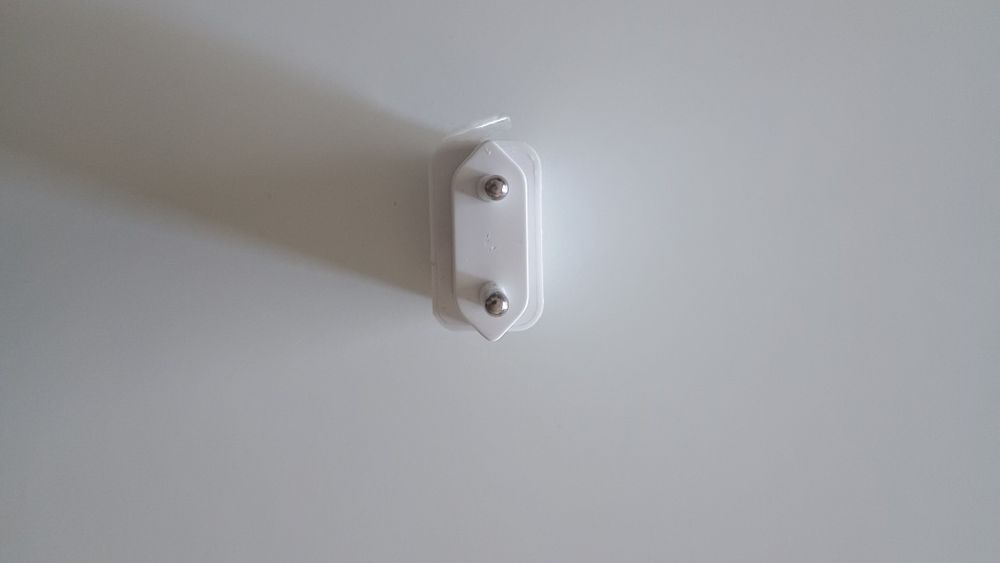 Carregador branco 5V 2.1A