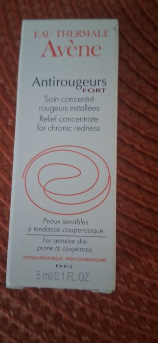 AVENE krem na cerę naczynkowa trądzik różowaty