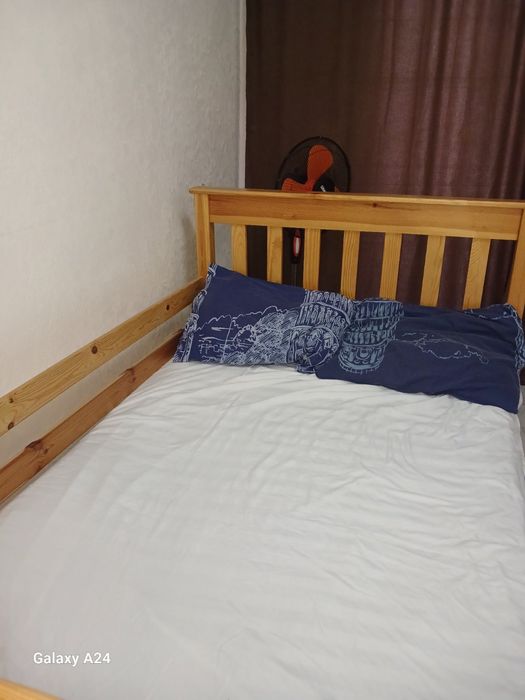 Сдам студию  большую на Боровского ЖК Золотые столбы,свет есть всегда