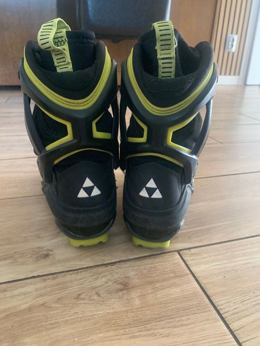 Buty do nart biegowych  rozm EU 40 Fischer skating RCS SKATE NNN
