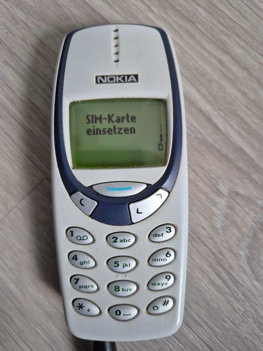 Telefon komórkowy