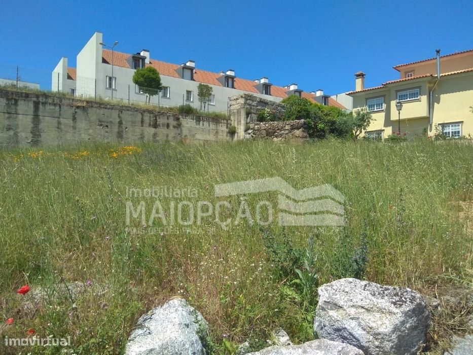 Terreno para construção na Quinta do Pinheiro