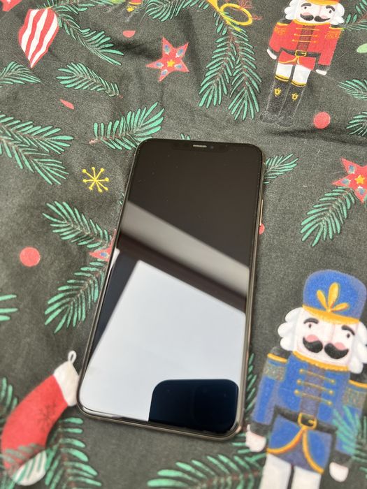 iPhone 11 pro max 64GB