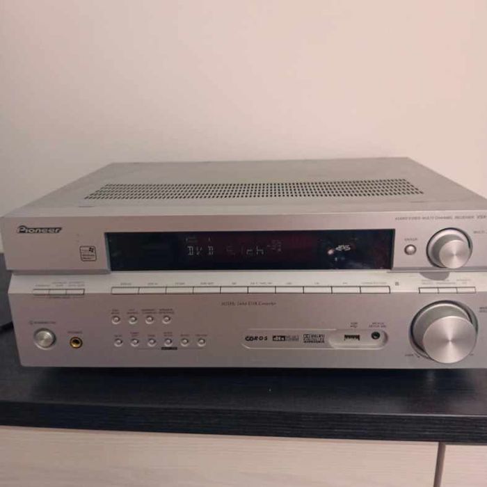 Amplituner Pioneer