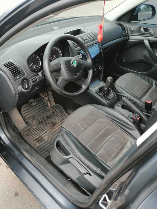 Skoda Octavia 2011 VIN TMBJM21Z1B2171199 фото оголошення 8 з 13