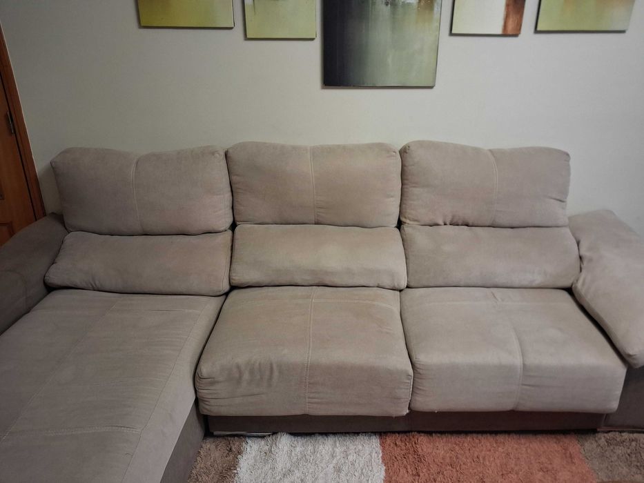 Sofá Castanho e Bege