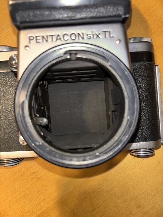 Pentacon six sprawny +2 niesprawne wizjery