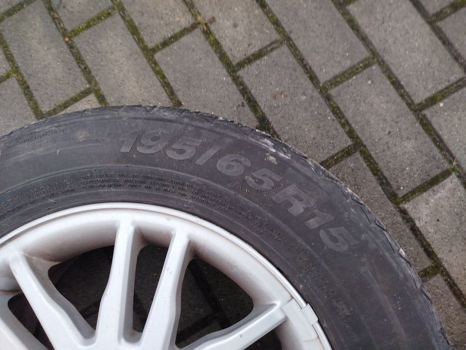 Volvo C30 S40 V50 Felgi Aluminiowe R15