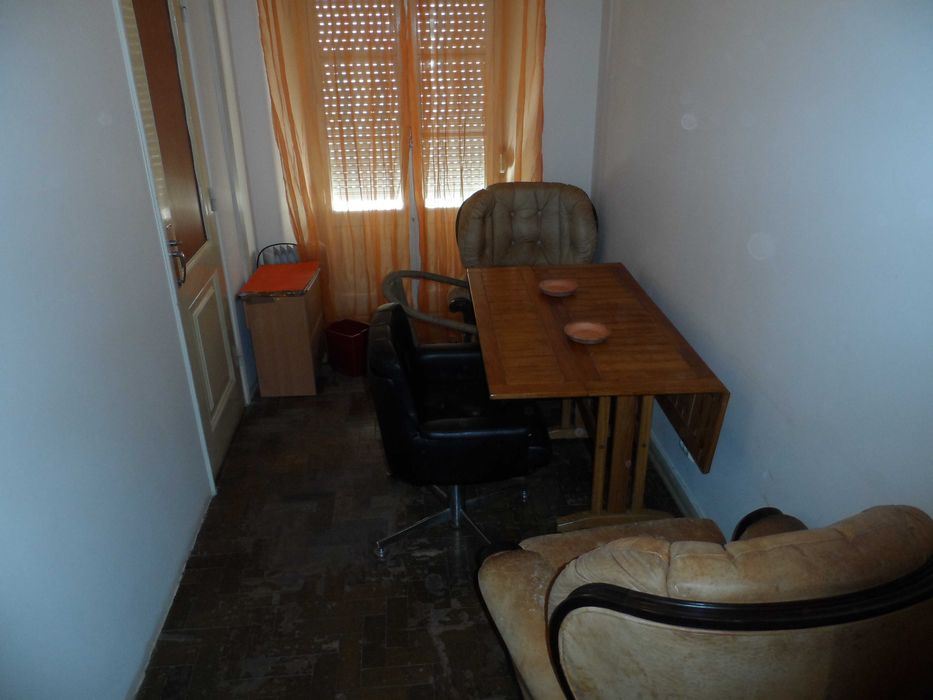 Quarto ao Saldanha para Jovem