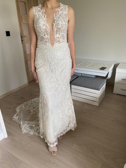 Suknia ślubna syrenka, tren