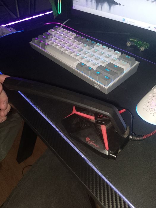 Mikrofon Genesis radium 200