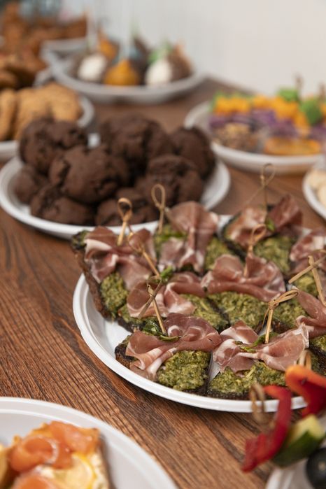 Еда на заказ. Банкеты, фуршеты, бизнес ланч