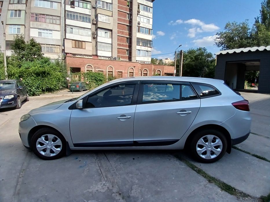 Рено Меган3 1.5дизель