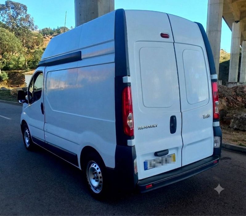 Renault Trafic 2.0 dci teto alto