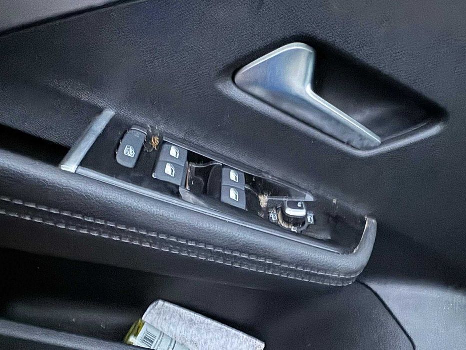 Tapicerka Opel Astra L Ultimate lewy przód