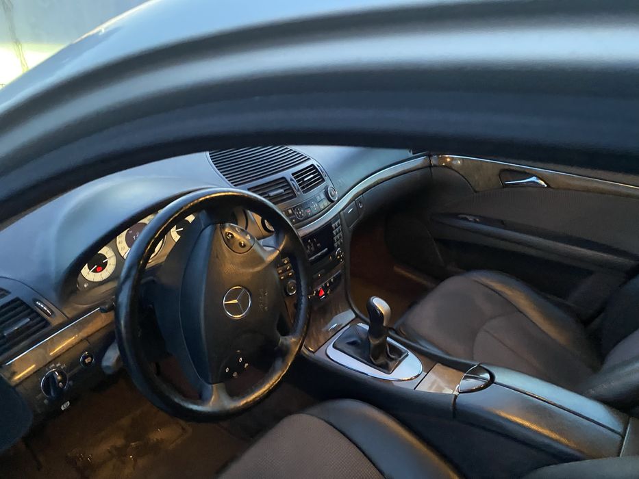 Mercedes e220 cdi troco por partner berlingo 3 lugares