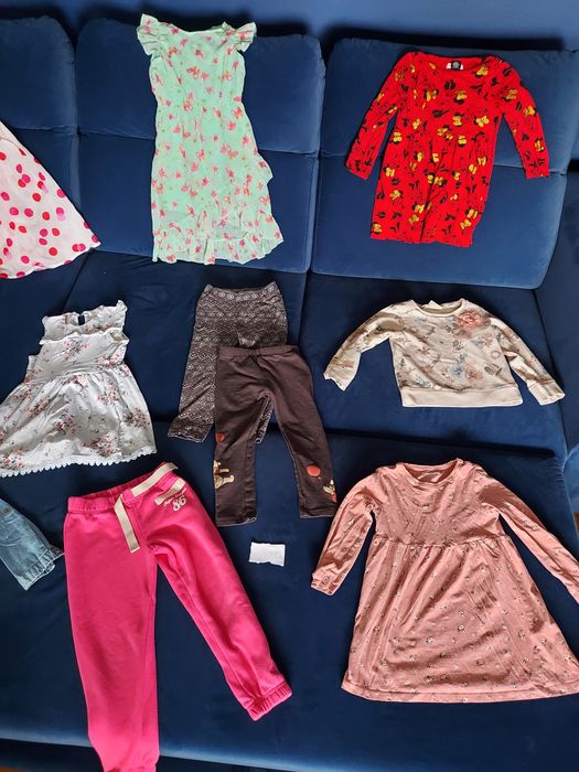 Mega Paka ciuszkòw dla dziewczynki r110 sukienki, bluzki, tunika jeans