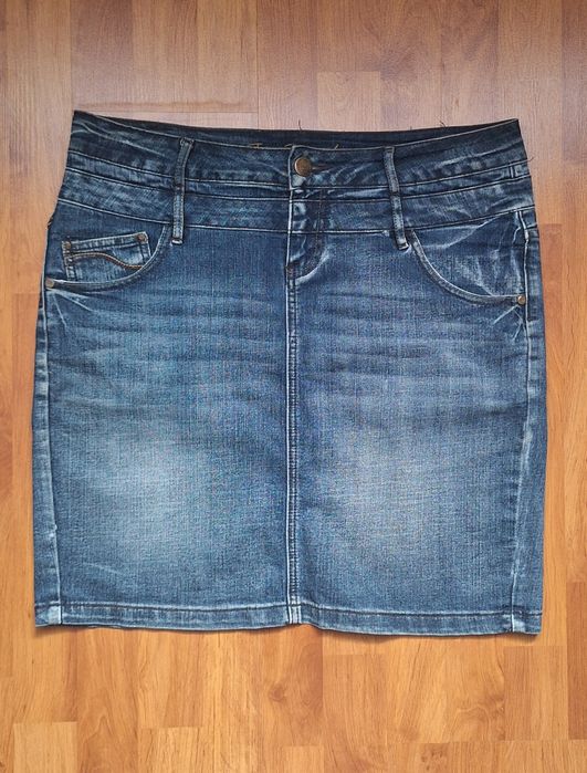 Spódniczka jeansowa roz. 40/L