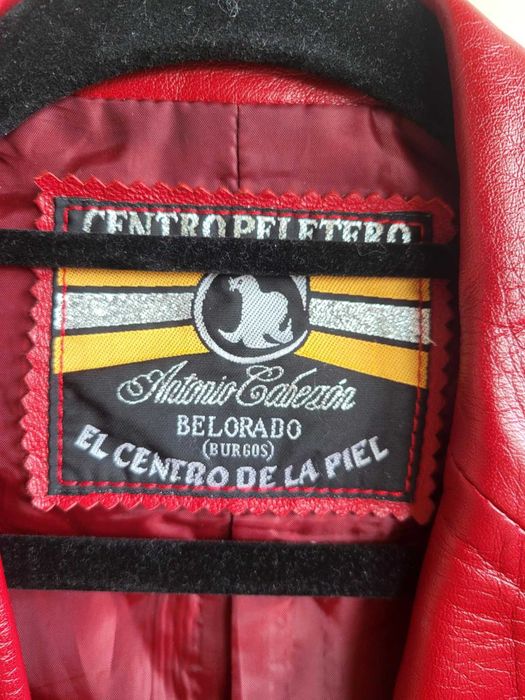 Casaco Couro Vermelho com Farripas Castanhas (NOVO)