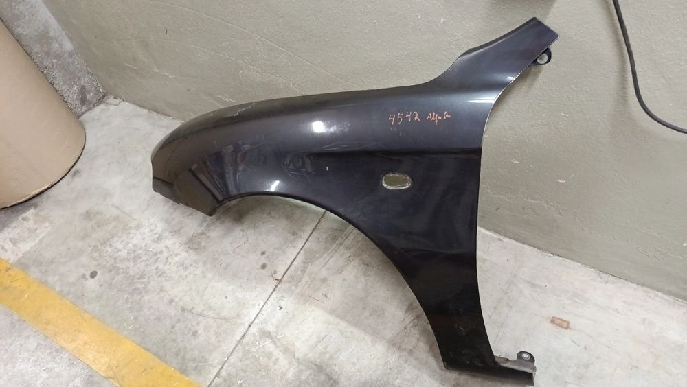 Guarda-lamas esquerdo ALFA ROMEO 147 (937_)