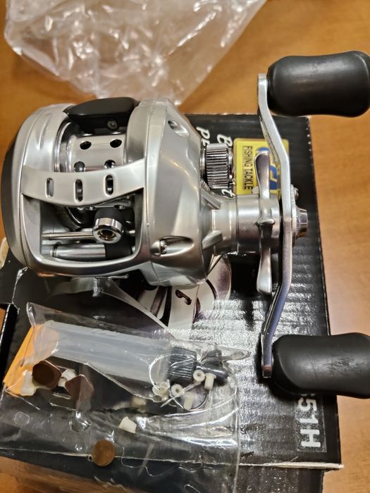 Carrinho/Carreto de pesca casting tica táctica novo