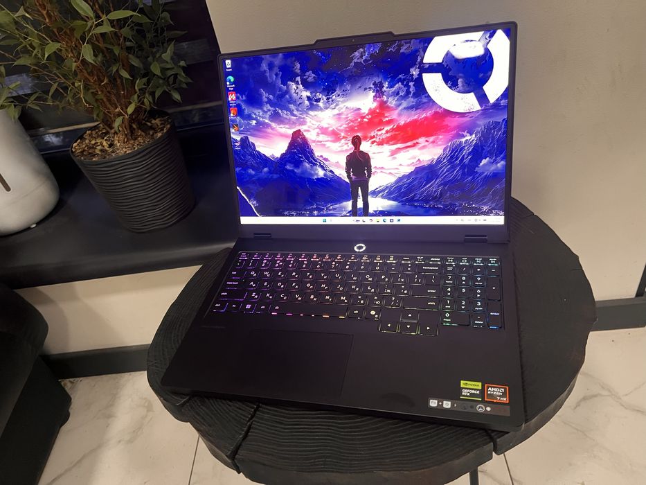 Нове Legion 5 pro 16d Oled Rtx 5060 ddr5-32 ssd1tb ryzen 7-8745hx
