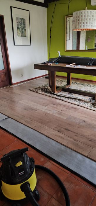 Colocamos Pavimentos / Pinturas interior