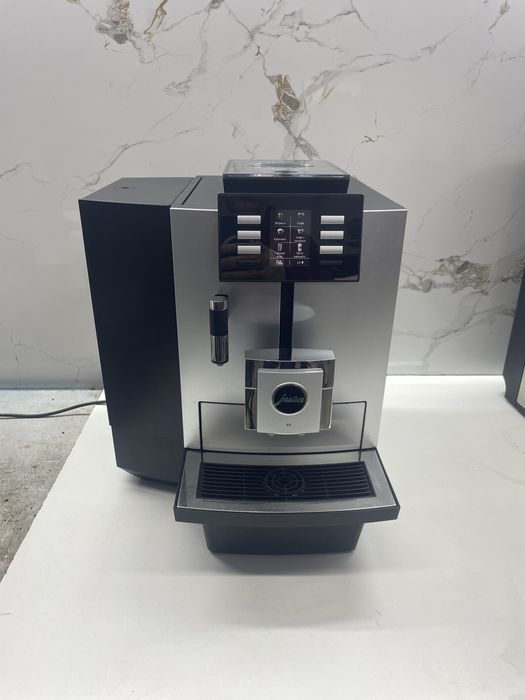 Кавомашина Jura X8 Platinum